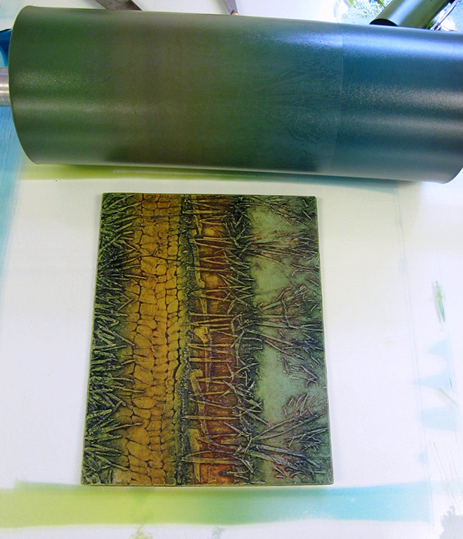 Rolling-transparent-relief-ink-on-inked-up-collagraaph-intaglio.-Devon-Hedge-Bank.-Lynn-Bailey-31-12-2010-14-19-19